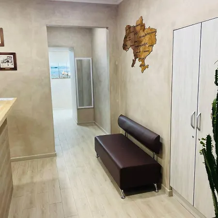 אכסניה Garden St