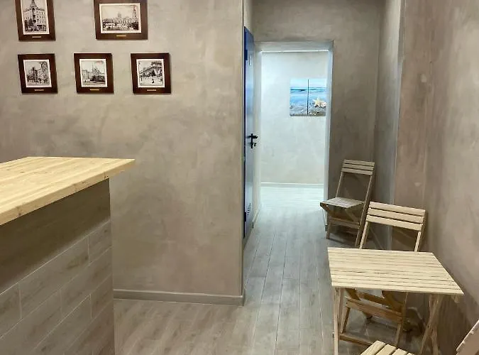 Garden St אודסה