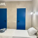 Hostel Garden St *